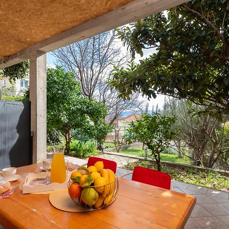 Apartment Sea Breeze
